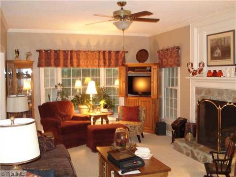 4025 Windspray Loop, Summerfield, NC 27358 photo 3
