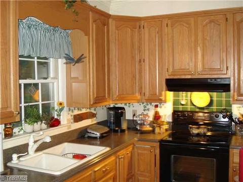 4025 Windspray Loop, Summerfield, NC 27358 photo 7