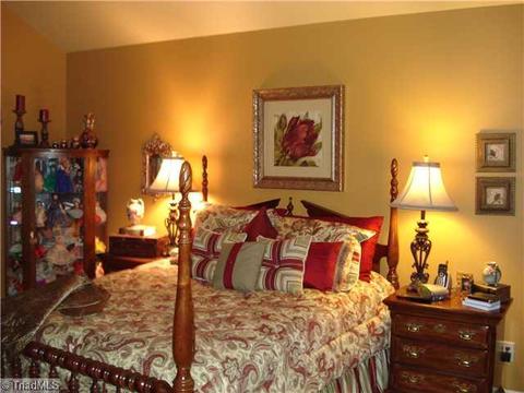 4025 Windspray Loop, Summerfield, NC 27358 photo 9