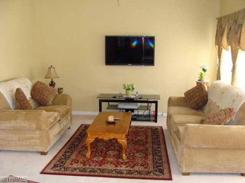 1235 Hampton Park, High Point, NC 27265 photo 9