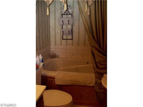 3505 Ivey Ln, Trinity, NC 27370 photo 16