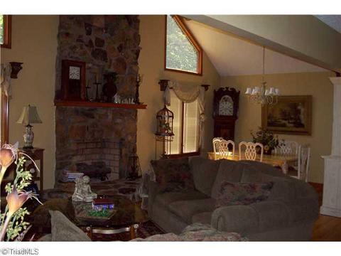 3505 Ivey Ln, Trinity, NC 27370 photo 11