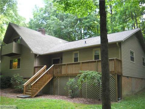 19 Windsor Rd, Thomasville, NC 27360 photo 1