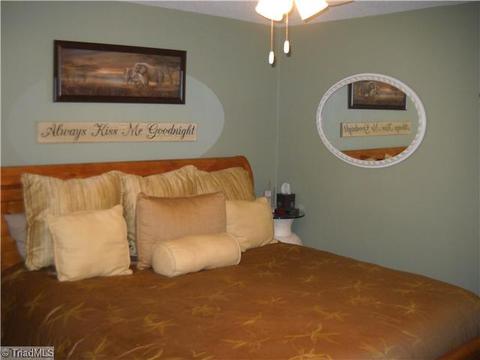 19 Windsor Rd, Thomasville, NC 27360 photo 11