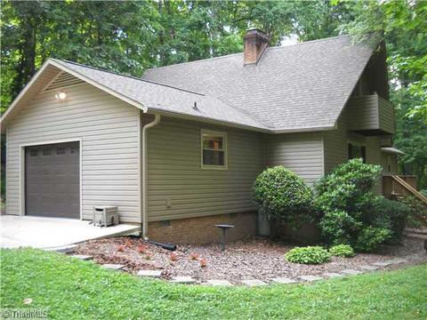 19 Windsor Rd, Thomasville, NC 27360 photo 14