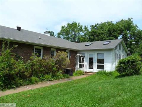 140 Valleybrook, Elkin, NC 28621 photo 11