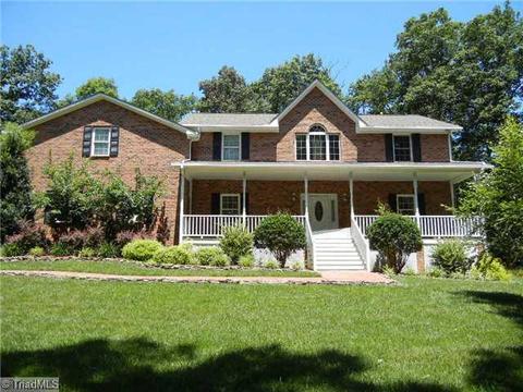168 Pleasant Pine Ln, Pinnacle, NC 27043 photo 1