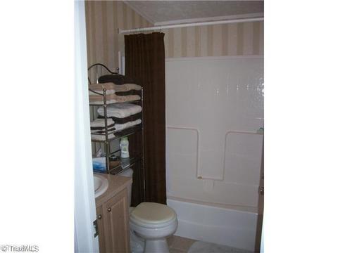1740 Traphill Un, Traphill, NC 28685 photo 12