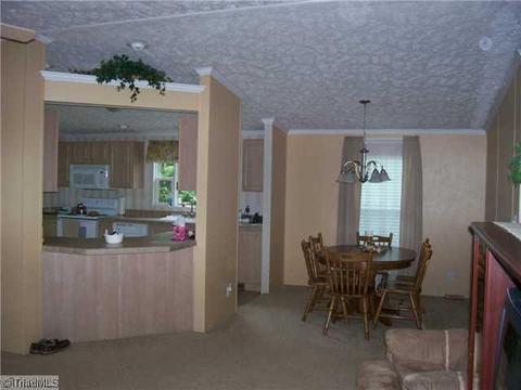 1740 Traphill Un, Traphill, NC 28685 photo 5