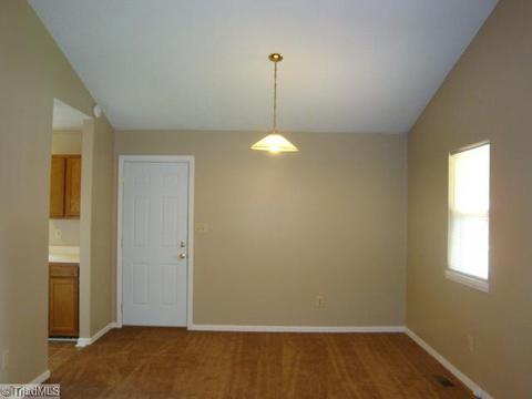 2608 Guyer St, High Point, NC 27265 photo 4