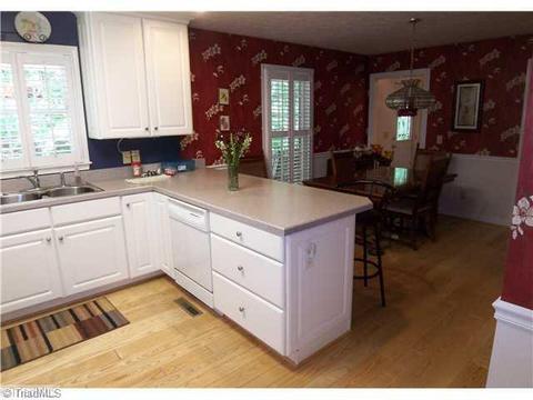 213 Farmbrook, Mount Airy, NC 27030 photo 14