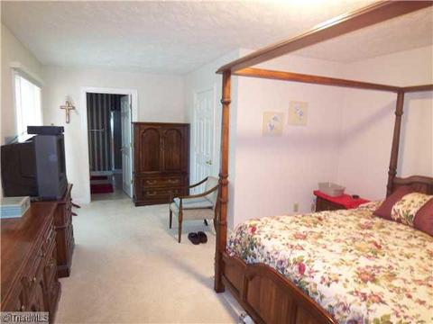 213 Farmbrook, Mount Airy, NC 27030 photo 7