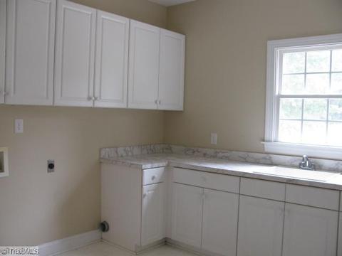 4018 Braddock, High Point, NC 27265 photo 10