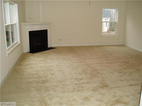 2808 Splitbrooke Dr, High Point, NC 27265 photo 4