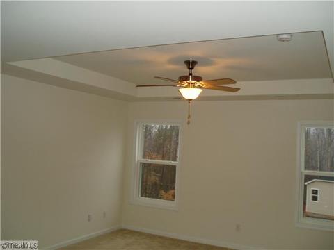 2808 Splitbrooke Dr, High Point, NC 27265 photo 15