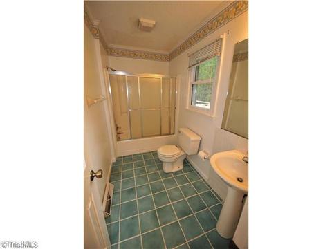 3602 Tanglebrook Trl, Clemmons, NC 27012 photo 9