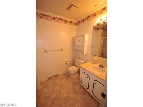3602 Tanglebrook Trl, Clemmons, NC 27012 photo 11