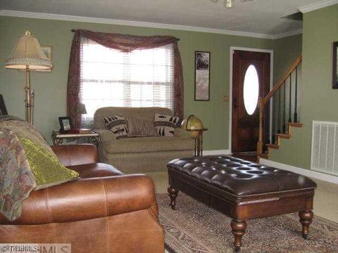 6383 Starlette Ln, Trinity, NC 27370 photo 4
