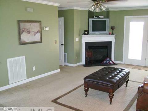6383 Starlette Ln, Trinity, NC 27370 photo 3