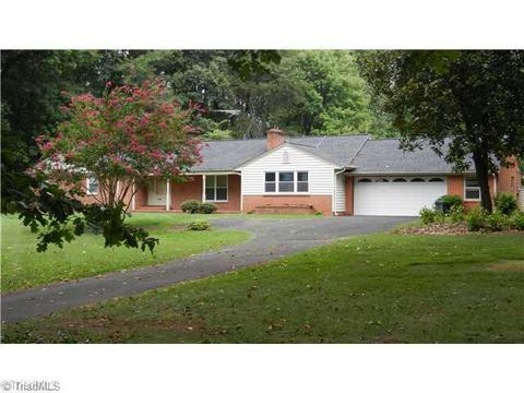 1150 Crescent, King, NC 27021 photo 1