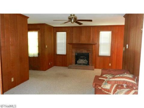 1150 Crescent, King, NC 27021 photo 5