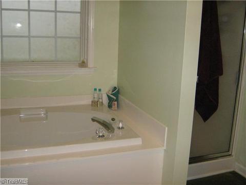 324 Maverick Trl, King, NC 27021 photo 8