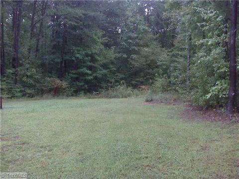5375 Wagoner Vw, Trinity, NC 27370 photo 2