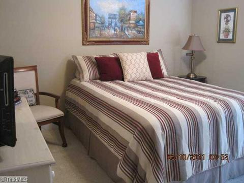 414 Cory Rd, High Point, NC 27265 photo 9