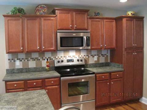414 Cory Rd, High Point, NC 27265 photo 5
