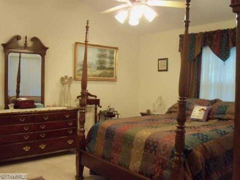 162 Arbor Trl, Thomasville, NC 27360 photo 9