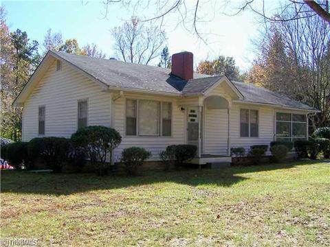 6575 Hampton Rd, Clemmons, NC 27012 photo 1