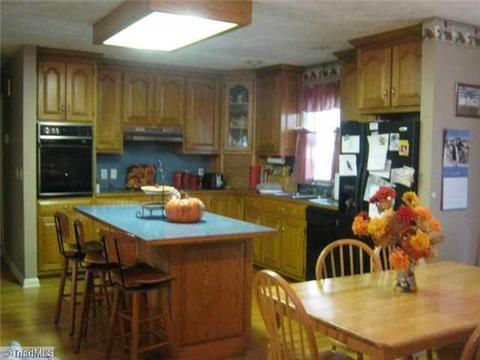 520 Prison Camp Rd, Dobson, NC 27017 photo 3
