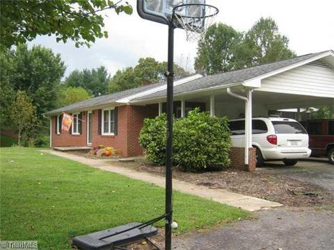 520 Prison Camp Rd, Dobson, NC 27017 photo 2