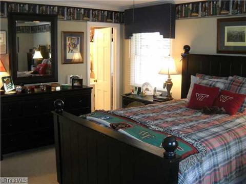 984 Nottingham Rd, High Point, NC 27262 photo 10