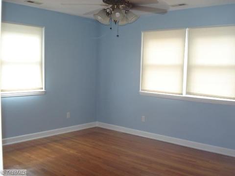 3209 Pine Needles Rd, High Point, NC 27265 photo 8