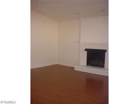 106 Echo, King, NC 27021 photo 6