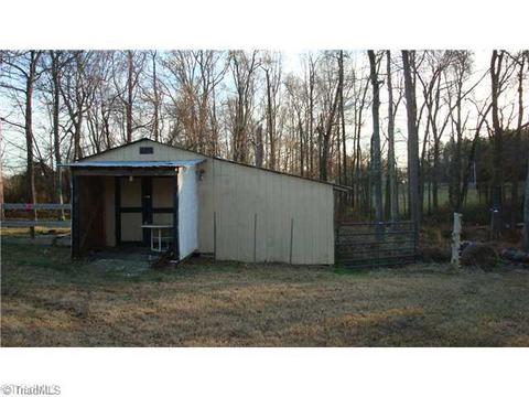 3270 Mock, High Point, NC 27265 photo 3