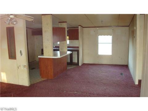 3270 Mock, High Point, NC 27265 photo 6