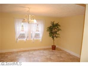121 Hickerson, Elkin, NC 28621 photo 4