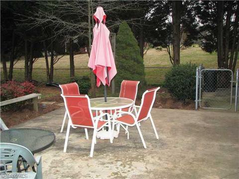 146 Maple Ln, King, NC 27021 photo 14