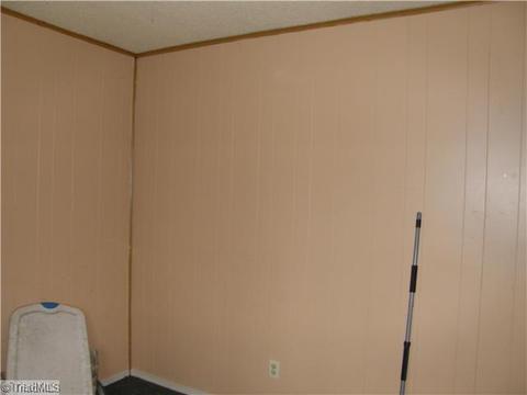 301 Coltrane, High Point, NC 27260 photo 6
