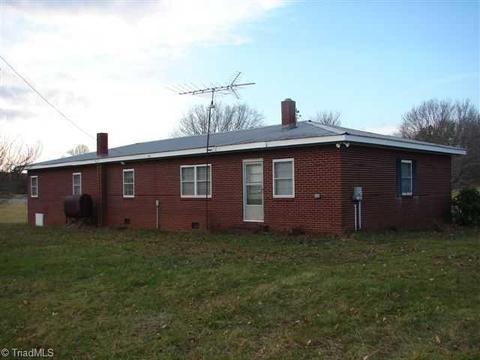 7743 Old Us Highway 64, Trinity, NC 27370 photo 2