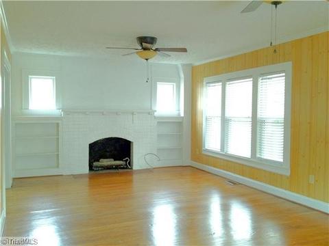 1109 Cedrow Dr, High Point, NC 27260 photo 3
