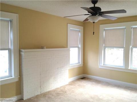 1109 Cedrow Dr, High Point, NC 27260 photo 9