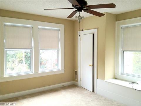 1109 Cedrow Dr, High Point, NC 27260 photo 10