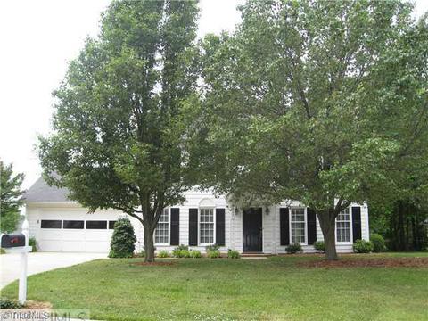 4225 Braddock Rd, High Point, NC 27265 photo 1