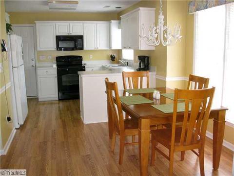 4225 Braddock Rd, High Point, NC 27265 photo 5