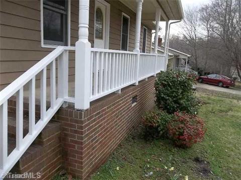 213 Oak Forest Ln, Trinity, NC 27370 photo 2