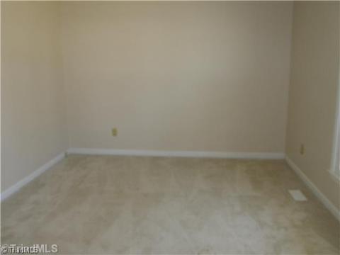 1904 Wickham, High Point, NC 27265 photo 5