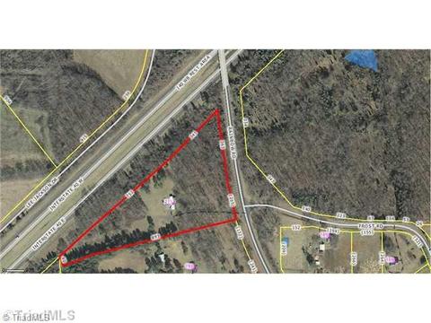 211 Rainbow, Advance, NC 27006 photo 3